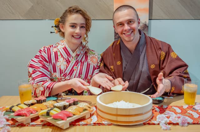 Sushi Making Experience Namba