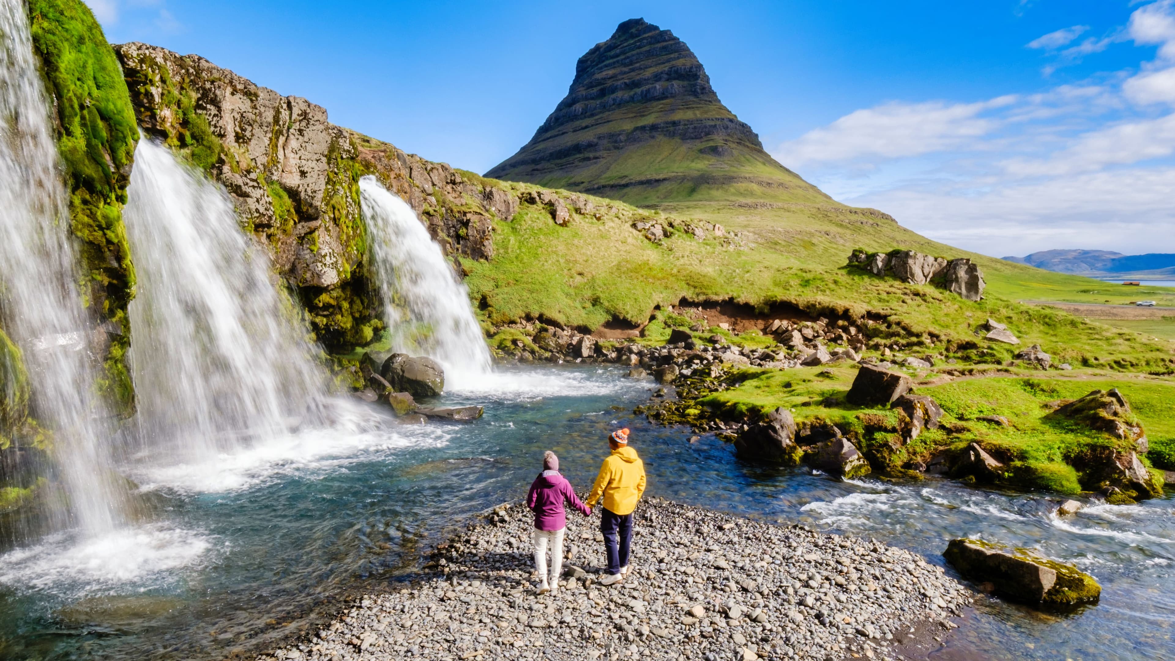 Iceland Solar Eclipse 2026 – Snæfellsnes Experience with Home-Cooked Dinner by Minibus