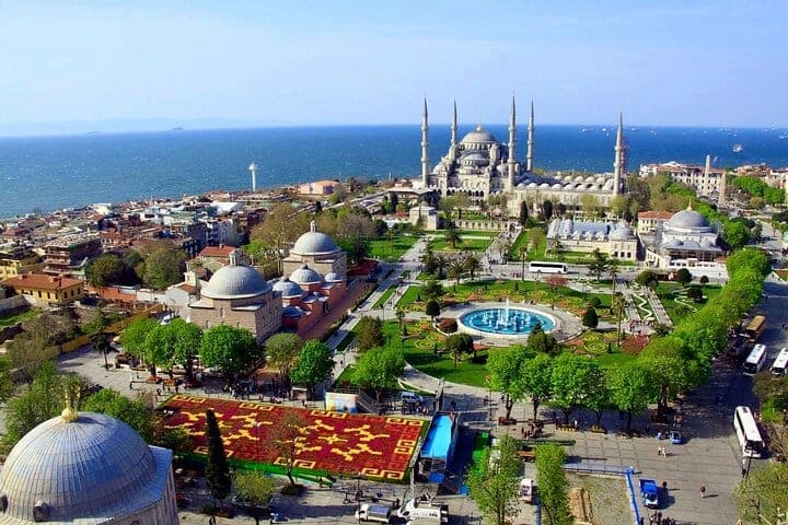 Topkapı Palace with Harem & Blue Mosque Guided Tour | Istanbul