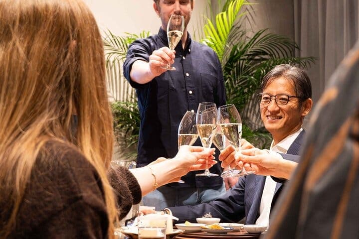 Discover Japanese Wine (not Sake): Guided Tasting in Tokyo