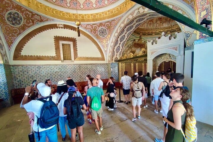 Topkapı Palace with Harem & Blue Mosque Guided Tour | Istanbul