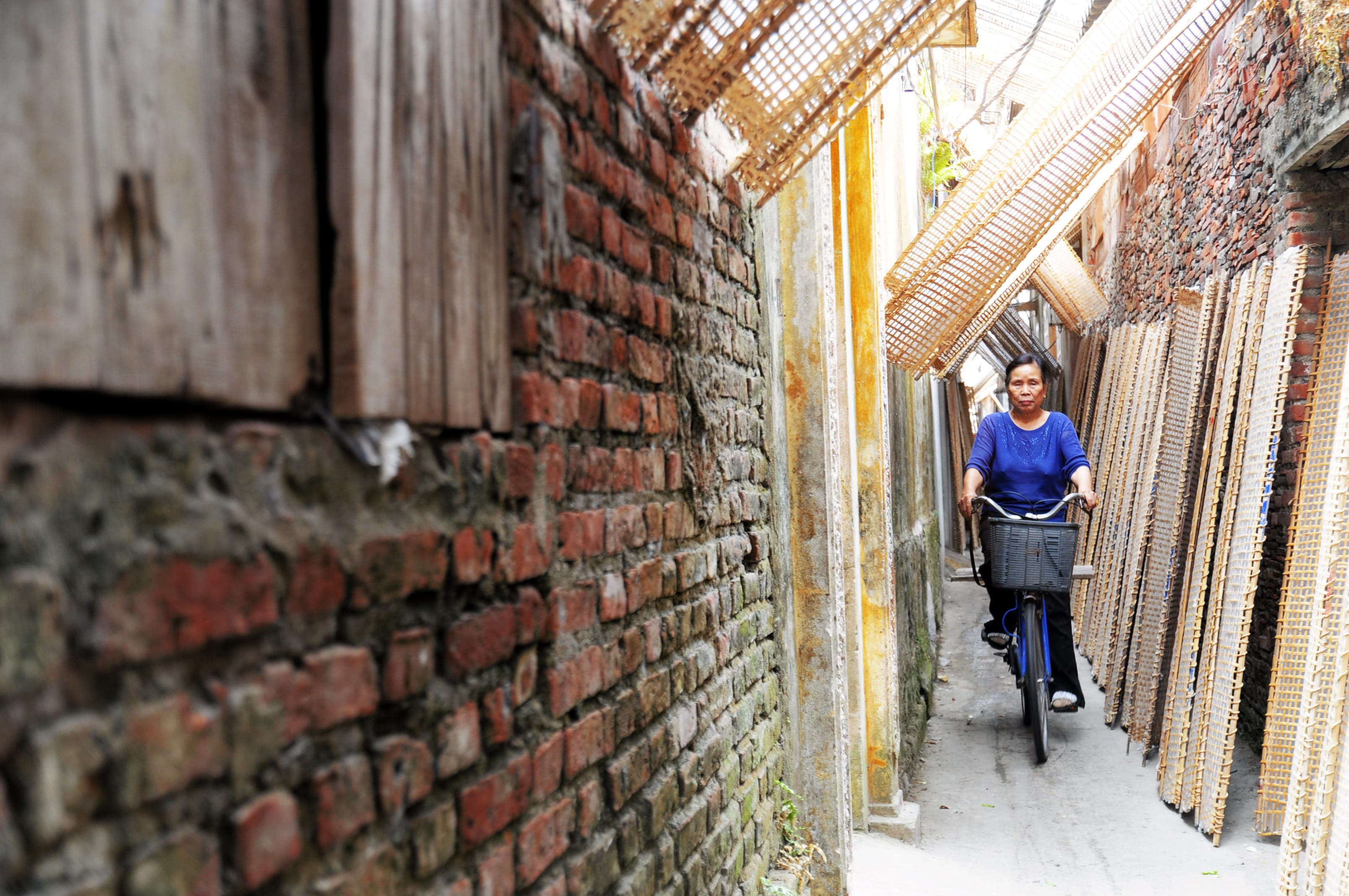 Tho Ha Handicaft Village Photo Tour