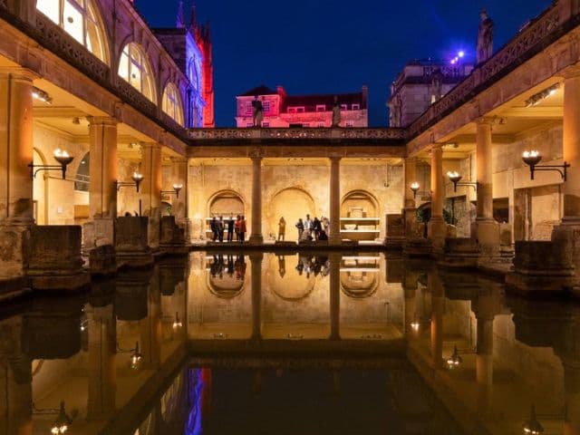 From London: Stonehenge and The Roman Baths