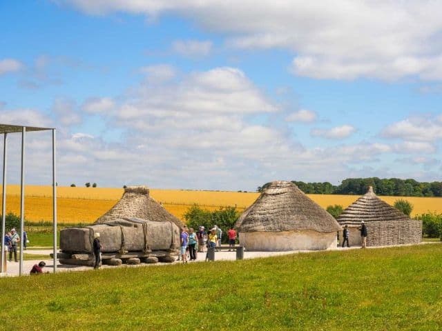 From London: Stonehenge Morning Tour Including Tickets