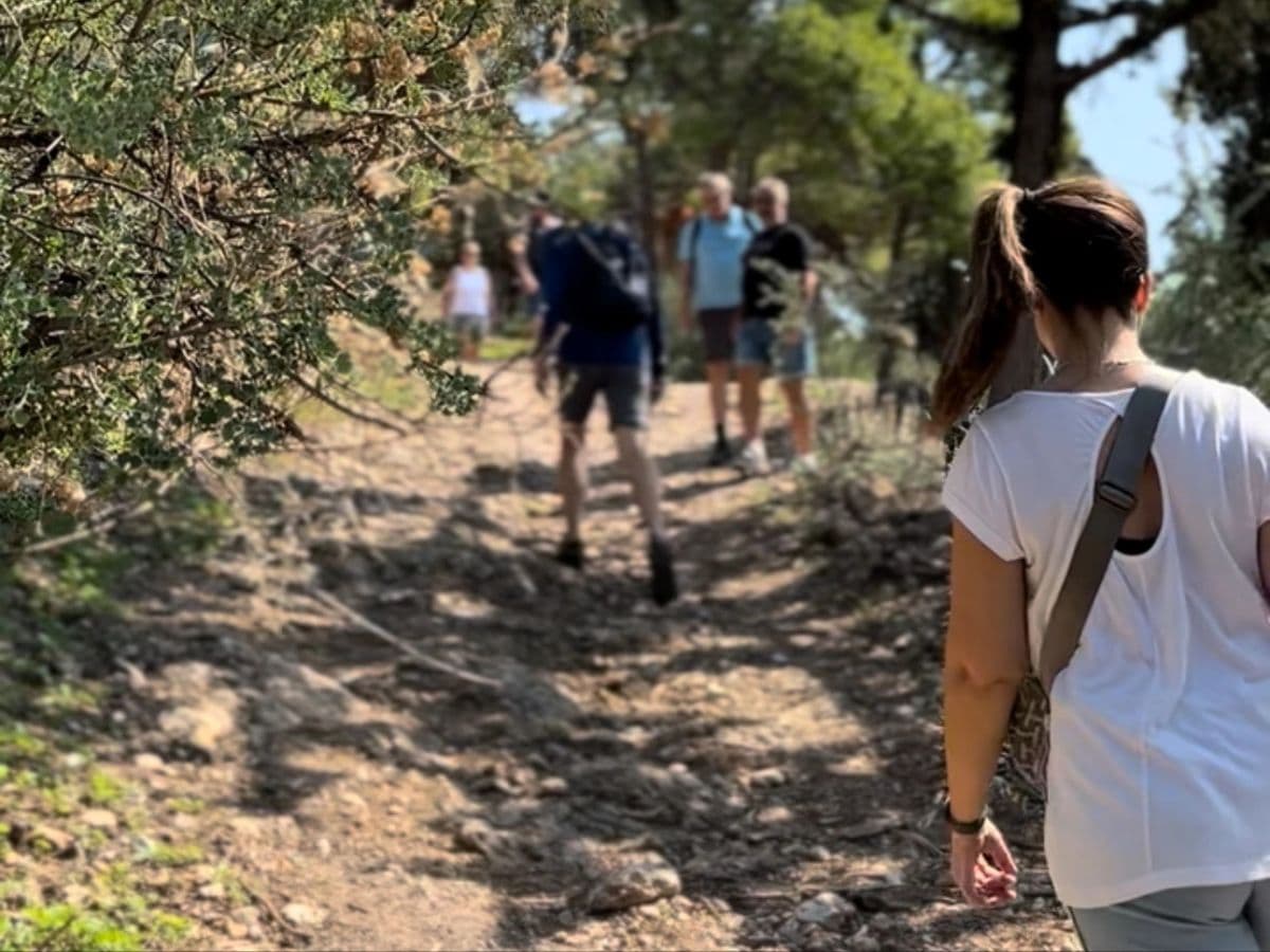 Athens Coffee Walk to Kolonaki and Lycabettus Hilltop