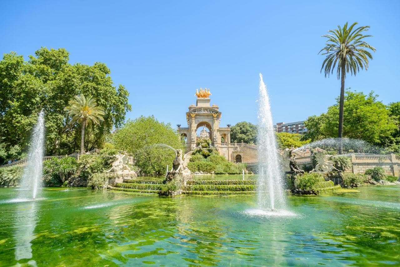 Gaudi Highlights eBike tour, Barcelona