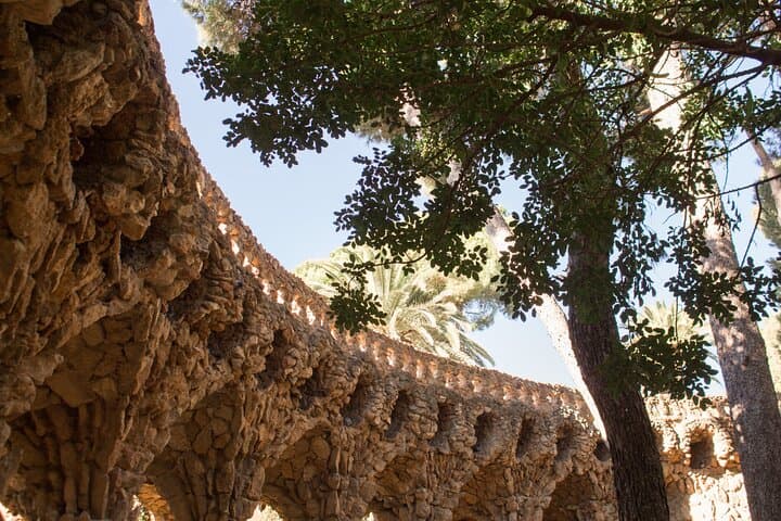 Sagrada Família and Park Güell small group guided tour