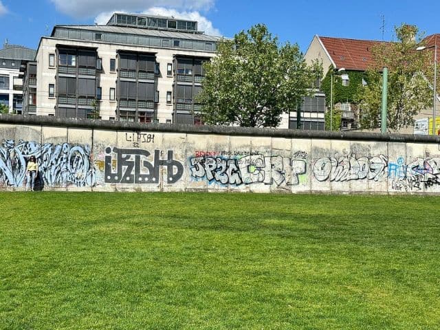 Private Behind the Berlin Wall and Cold War Berlin tour