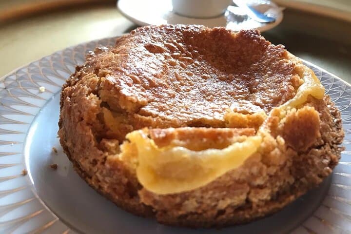 Small Group Bordeaux Organic Food Tour - French Apéro Style