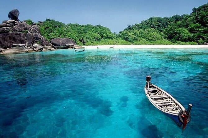 3-day Private Ilhabela tour: A Real Paradise near The Coast Of São Paulo