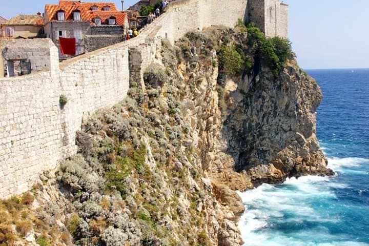 Ancient City Walls & Wars Walking Tour | Dubrovnik