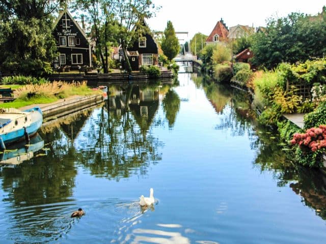 Day trip to Zaanse Schans, Edam, Volendam, and Marken from Amsterdam