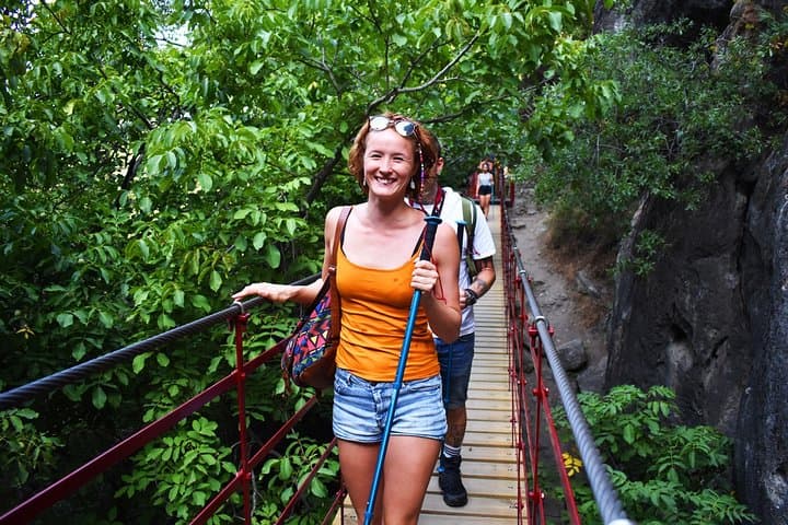 Hiking in the Canyon of the Monachil Cubs | Granada