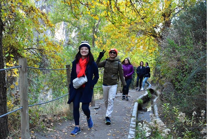 Hiking in the Canyon of the Monachil Cubs | Granada