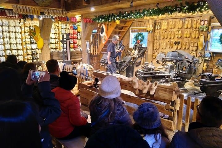 Zaanse Schans Windmills, Clogs and Dutch Cheese tour from Amsterdam