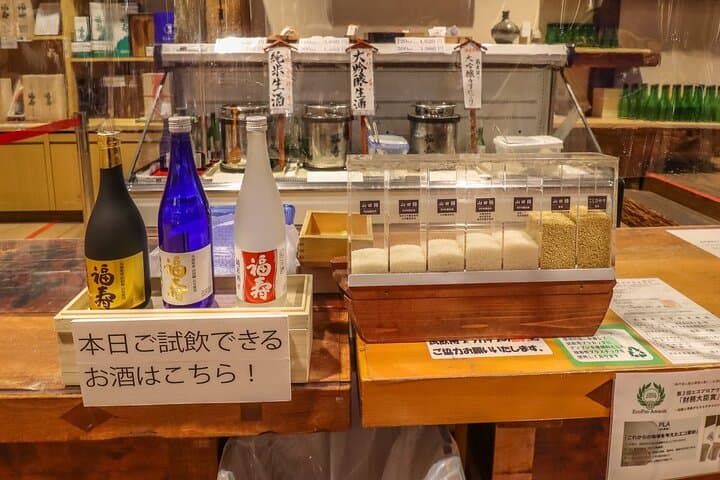 Private Sake Brewery and Japanese Life Experience Tour in Kobe