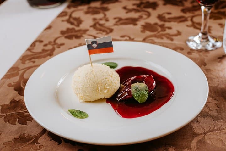 Traditional Slovenian Dinner and Show | Ljubljana