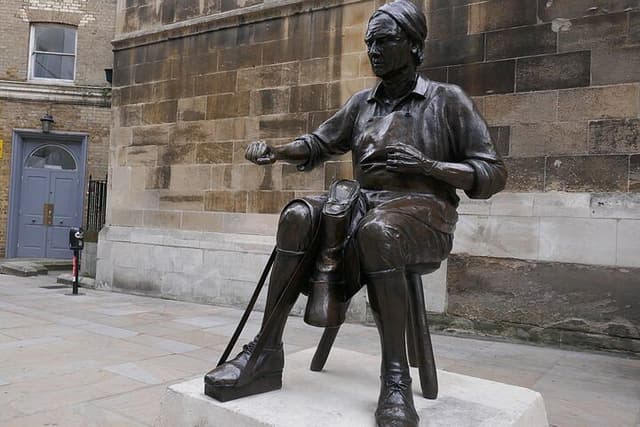 Explore the Square Mile's fashion history with an expert