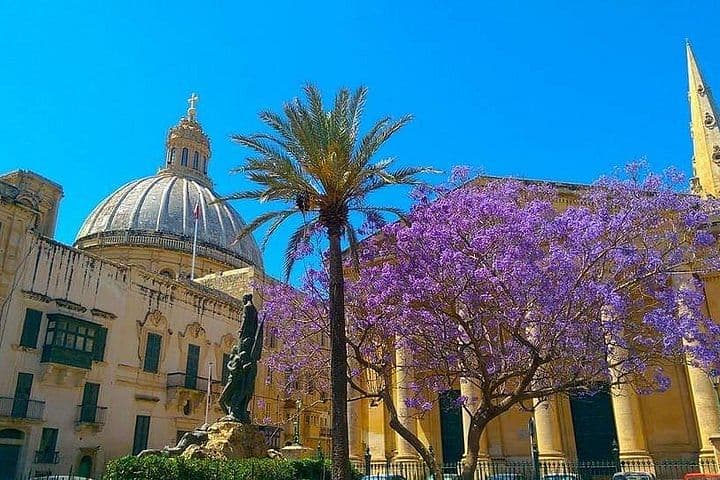 Valletta Small Group Walking Tour