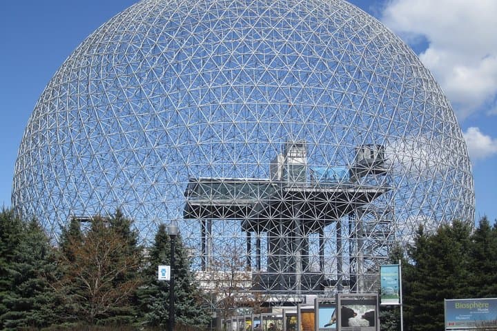 Full-Day Montreal City Tour with Pickup and a Local Taste