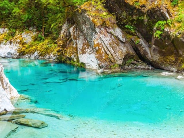 Franz Josef to Queenstown via Wanaka Small Group Tour (One Way)