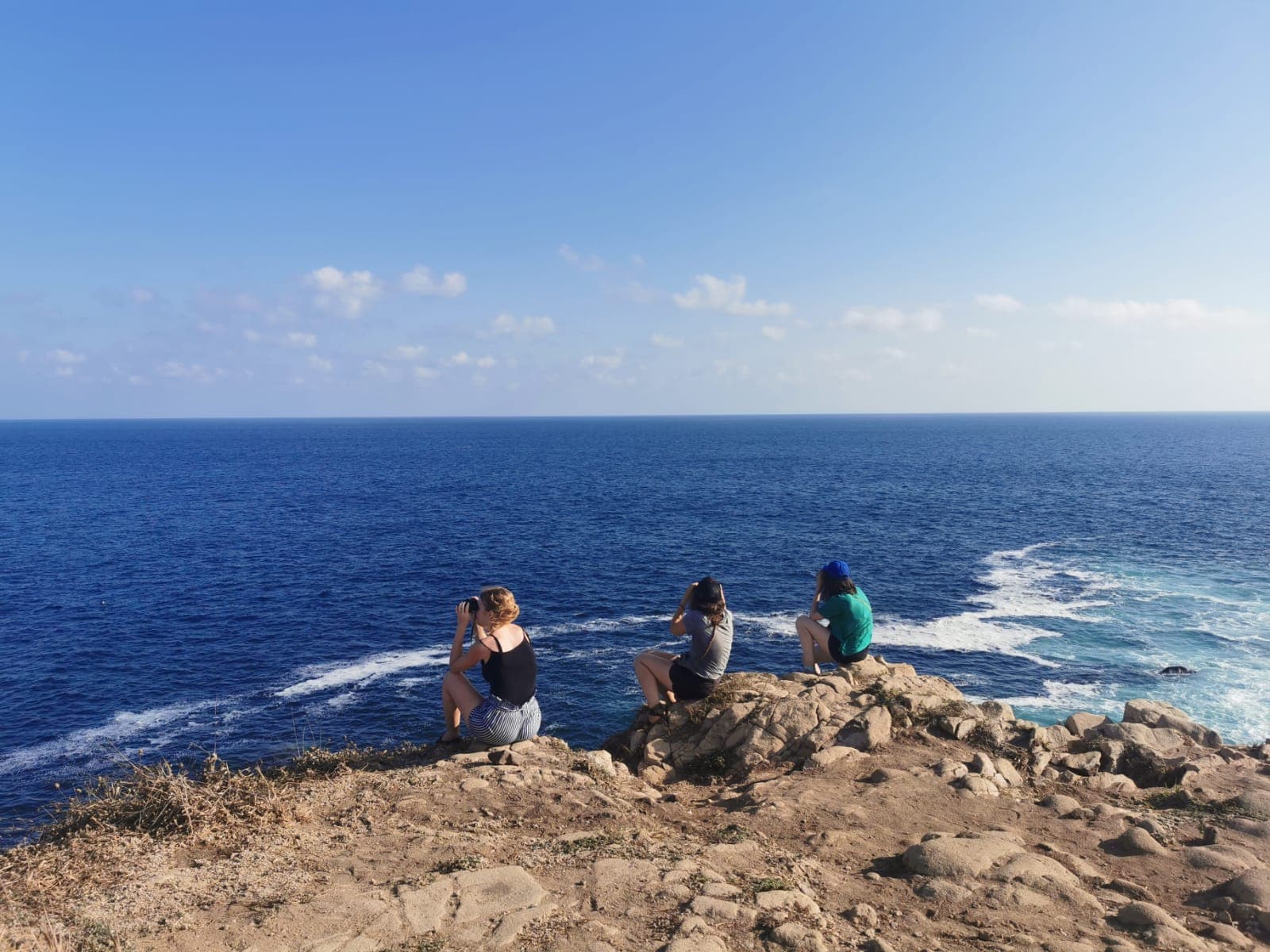 Conservation volunteer along the Oaxaca Coast