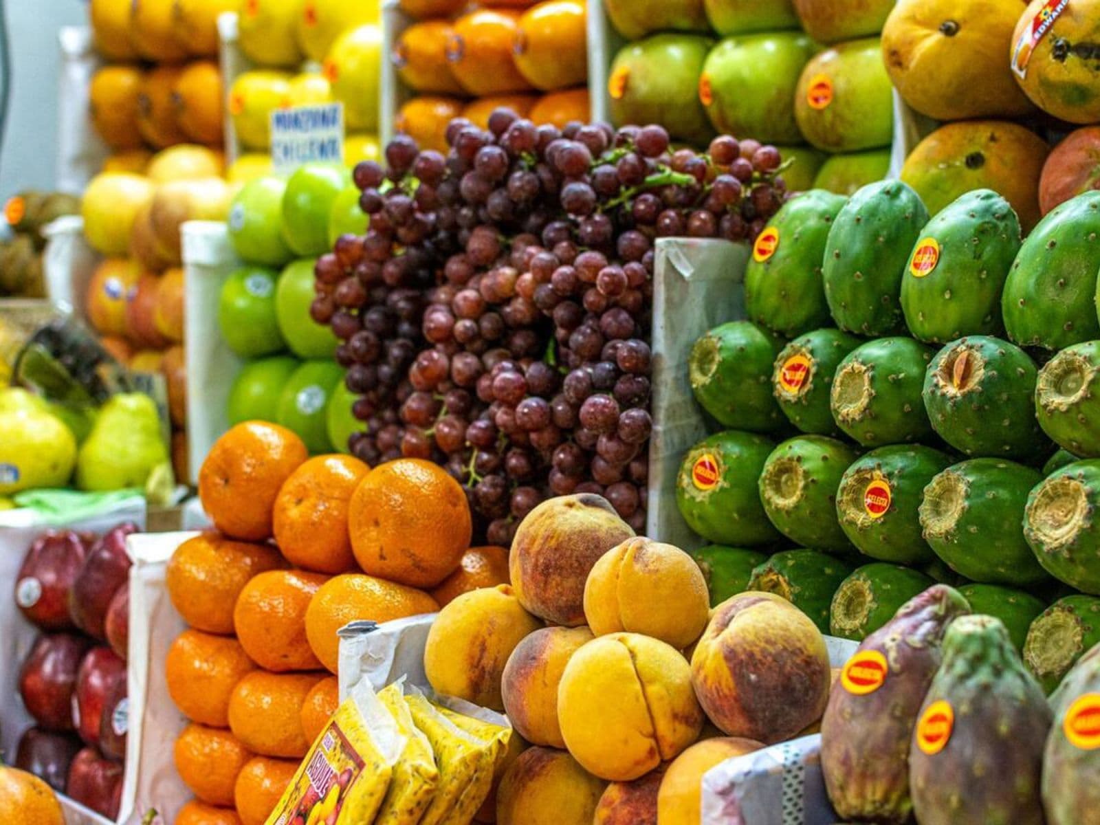 Street Food, Market and Old Eateries of Lima's historic centre