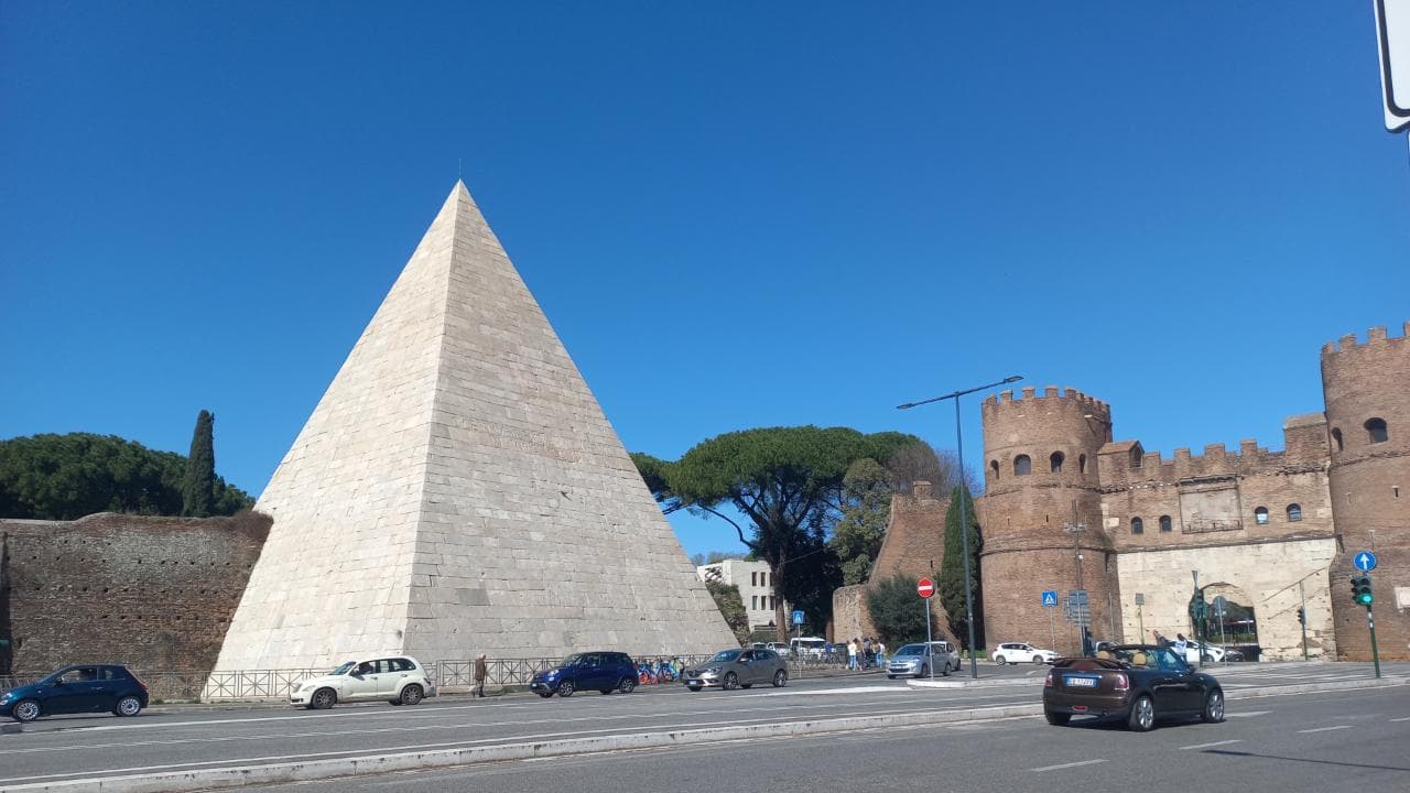 Rome Catacombs & Appian Way Golf Cart Driving Tour