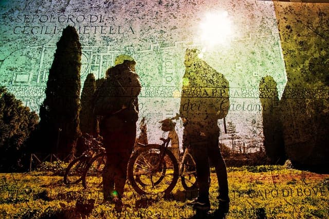 Appian Way e-bike tour - Underground Adventure with Catacombs