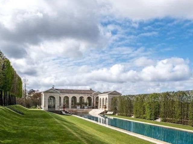 Private Medoc Wine Tour from Bordeaux