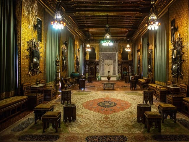 Full Day Trip to Peles Castle & Bran Dracula Castle