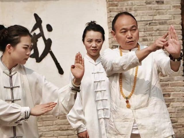 Mt. Emei & Monastery Culture 2 Days Tour | Sichuan