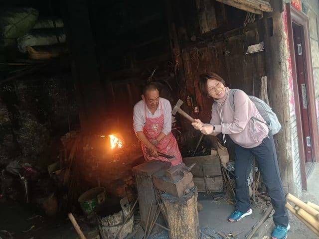Giant Buddha & Tea Terrace Day Tour | Chengdu