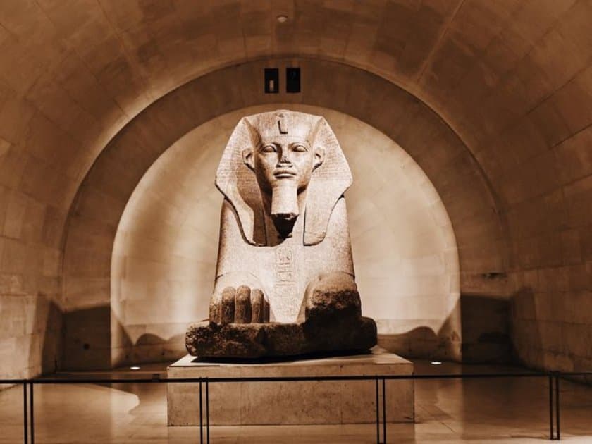 Louvre Museum semi-Private Guided Tour