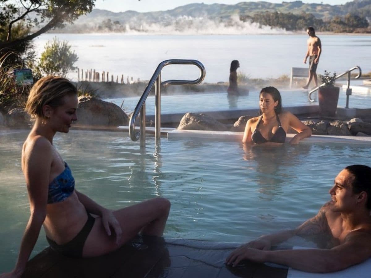 Mt Tarawera & Polynesian Spa Combo