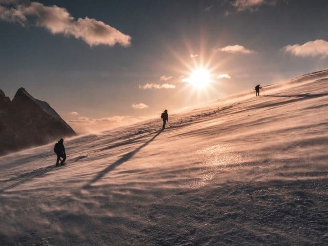 Winter hike / Snowshoeing in Lofoten