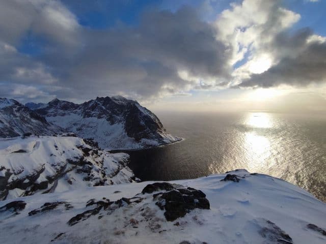 Winter hike / Snowshoeing in Lofoten