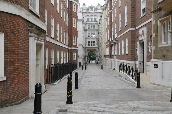 Mary Poppins Filming Location Tour