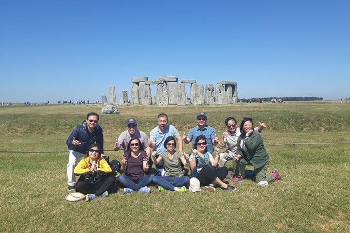 Bath and the Stonehenge Day Tour from Southampton