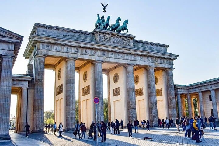 Berlin History and Highlights Sightseeing Tour