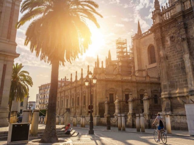 Seville small group walking tour