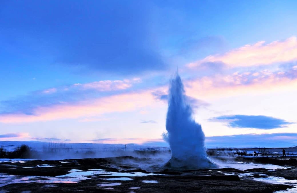 Golden Circle, Blue Lagoon & Northern Lights Small-Group Tour