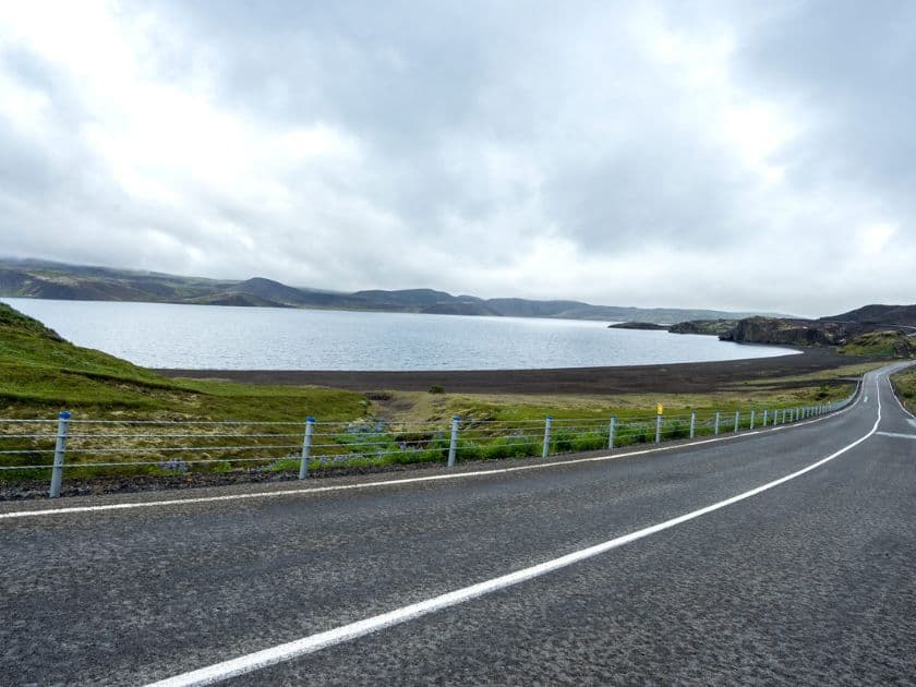 Icelandic Volcano Area Tour - Grindavík Town, Reykjanes Lava Fields and Hot Springs