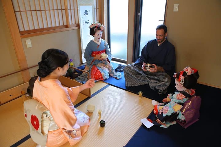 Flower Teahouse - Shared Tea Ceremony Experience in Kyoto