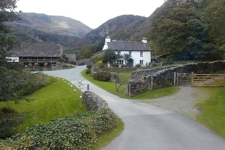 Beatrix Potter & Lake District: Morning Half-Day Tour
