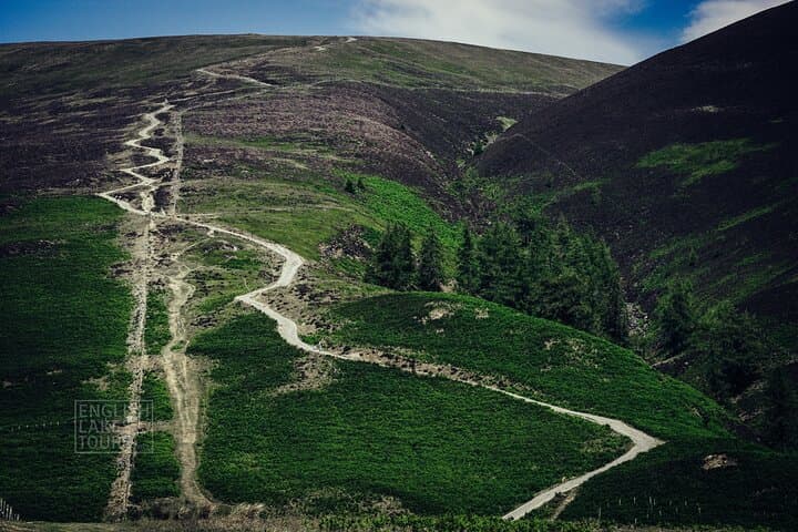 Private Full Day Lake District Tour: 10 Lakes & Spectacular Scenery