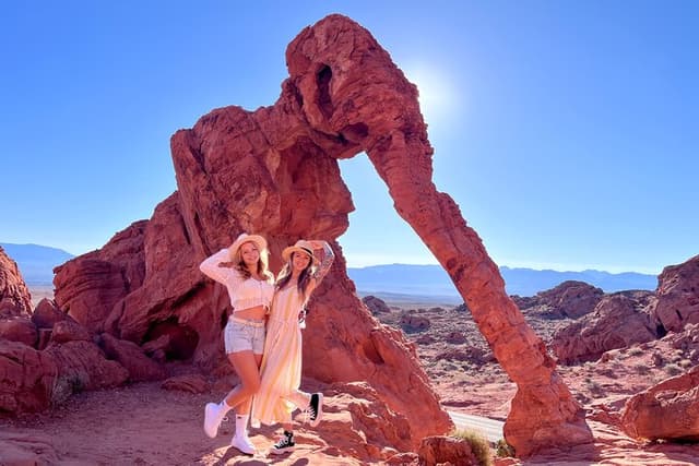 Valley of Fire and Seven Magic Mountains day tour from Las Vegas