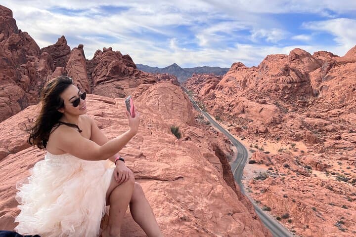 Valley of Fire and Seven Magic Mountains day tour from Las Vegas
