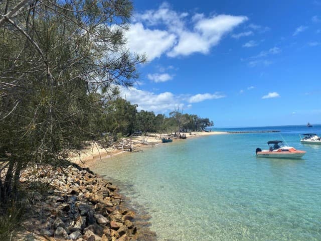 North Stradbroke Island Small Groups Day Tour | Brisbane