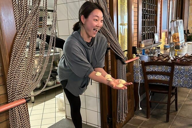 Amalfi Coast Cooking Class: Pasta, Mozzarella & Tiramisu with Wine